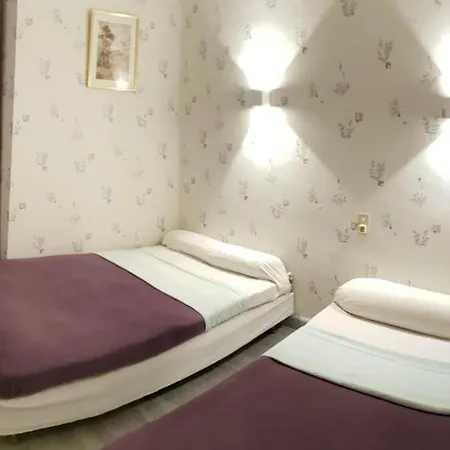 Saint Fracois Xavier Hotel *